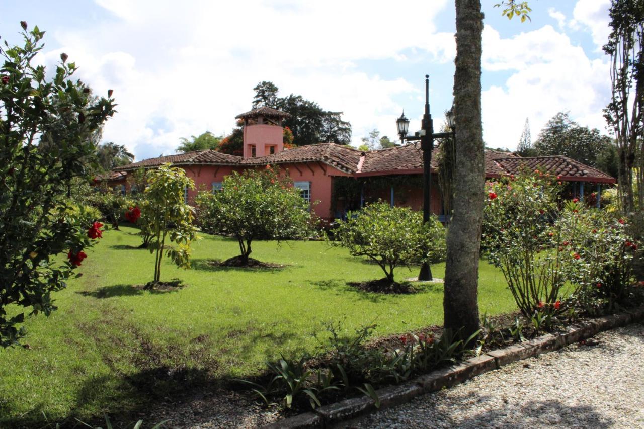 Ecohotel La Masia Llanogrande  Extérieur photo
